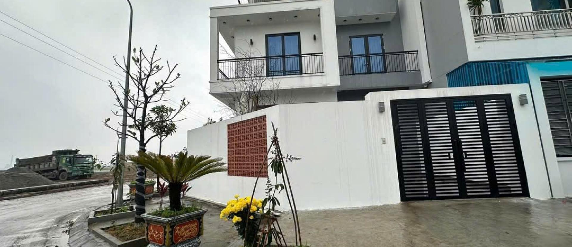 Đấu Giá Ngọc Sơn, Kim bảng , Hà Nam - vị trí sau Trường Mầm Non Ngọc Sơn nay là Phường Kim Bảng Tỉnh Ninh Bình   