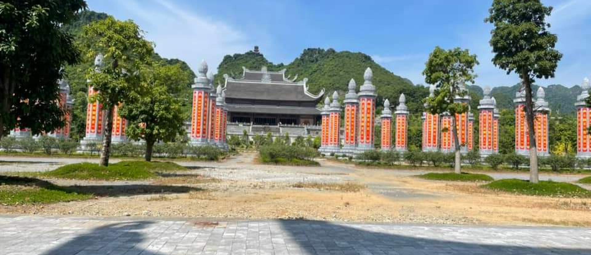Cần bán nhanh lô đất mặt đường đi chùa Hương tại Khả Phong  