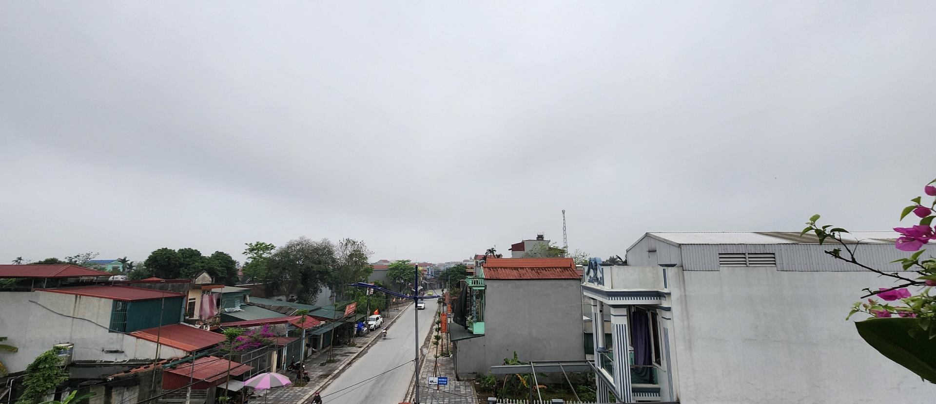 Bán nhà 3 tầng mặt QL21B có thể kinh doanh được  