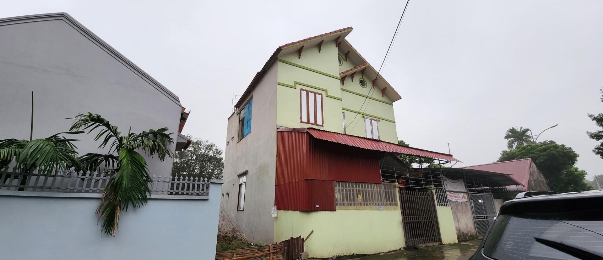 Bán lô đất thổ cư giá rẻ DT 621 full thổ cư  