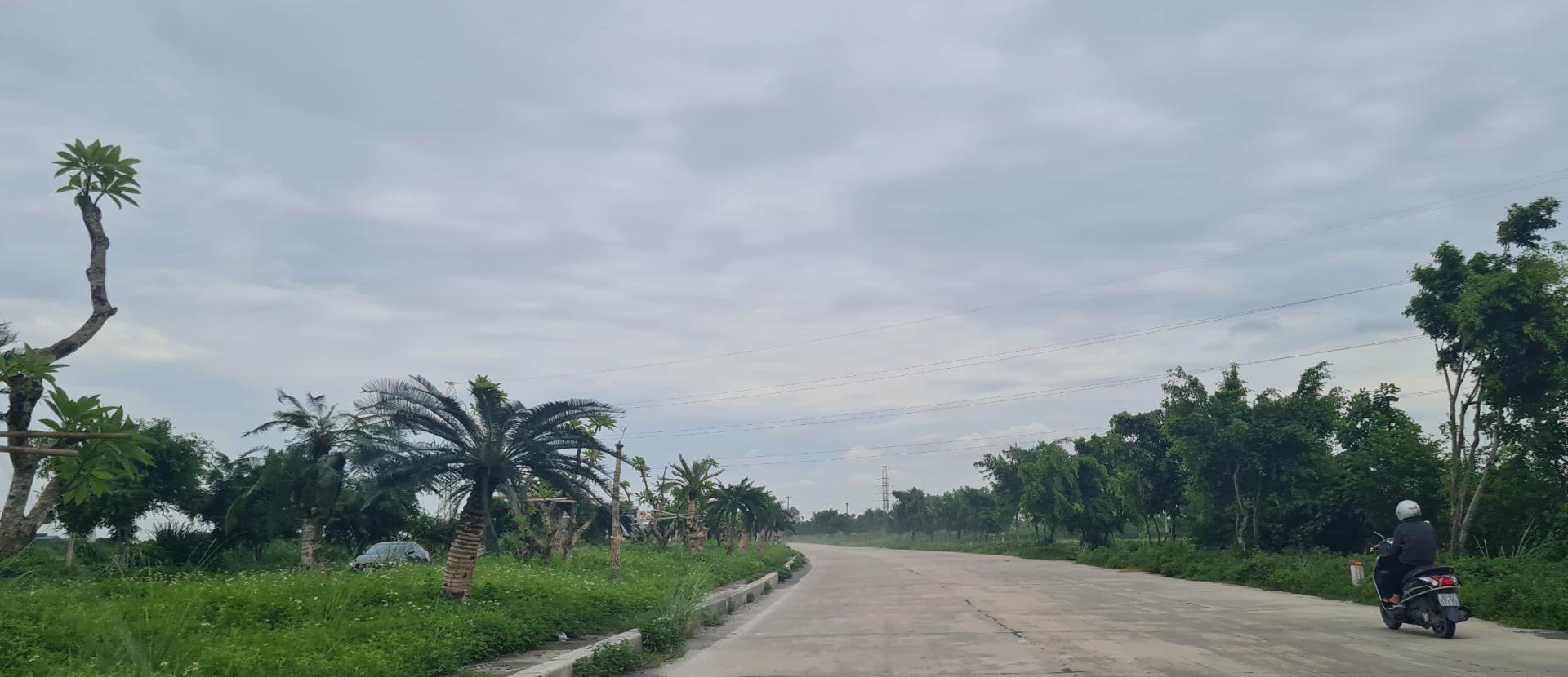Bán Lô Đất Mặt Đường  T3 Đường đi Du Lịch Tam Chúc Ba Sao   