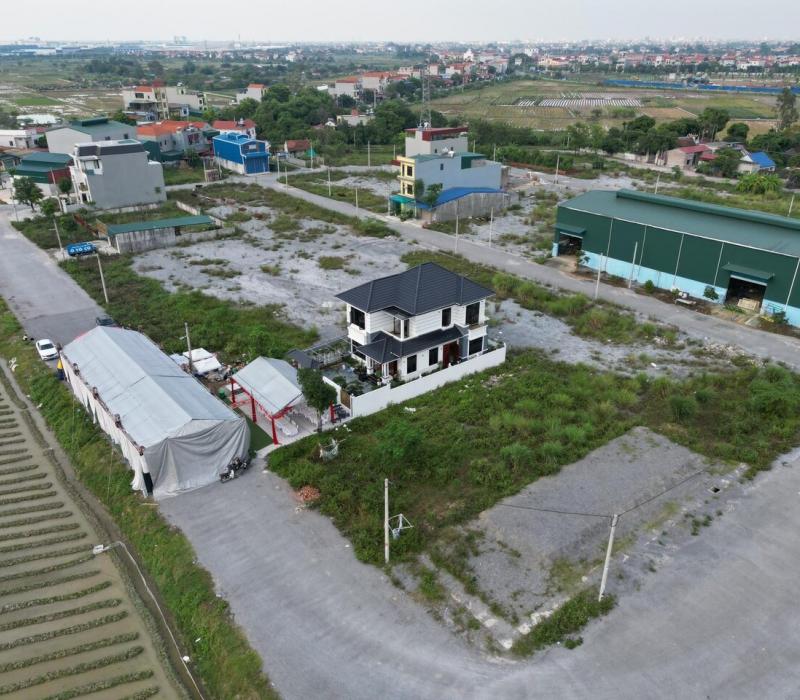 Đấu giá Đồng Hoá 1 lô dãy E bán cắt lỗ